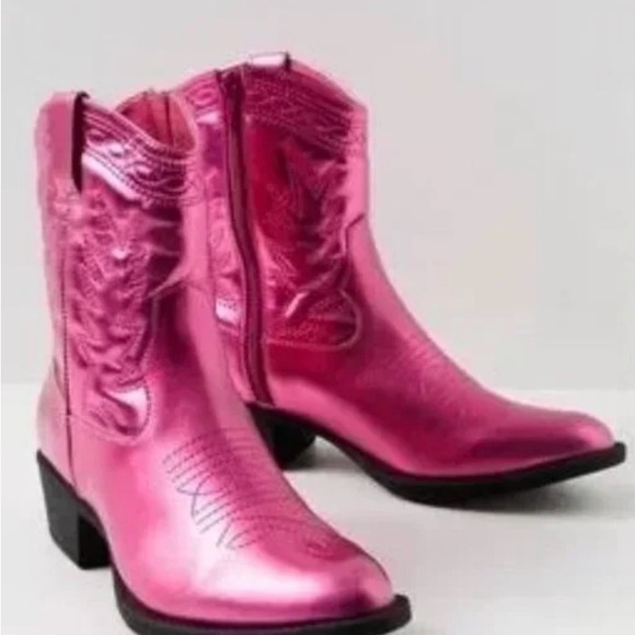 Coconuts by Matisse Shoes - Coconuts by Matisse "Pistol"  Ankle Booties
